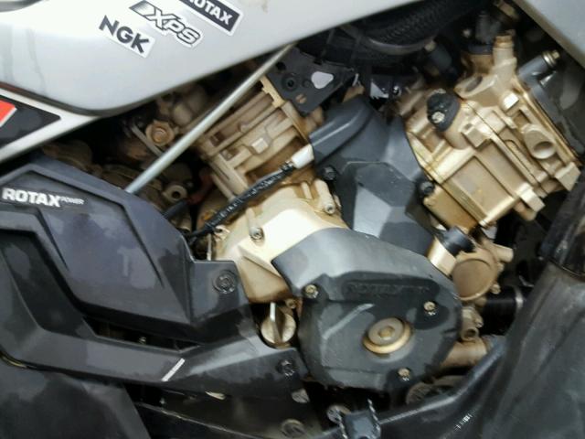 3JBMWAX25GJ001038 - 2016 CAN-AM RENEGADE X 黑色 照片 5