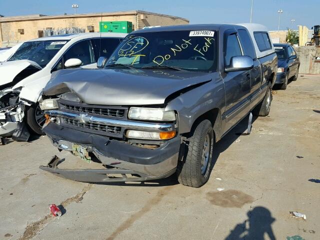 2GCEC19T0Y1312139 - 2000 CHEVROLET SILVERADO TAN photo 2