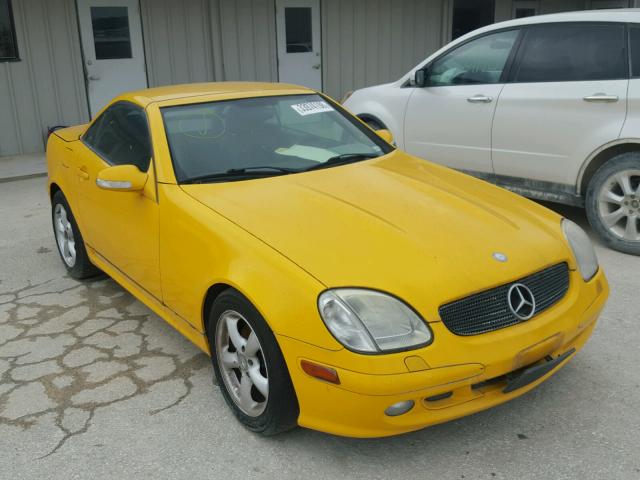 WDBKK65F32F246316 - 2002 MERCEDES-BENZ SLK 320 YELLOW photo 1