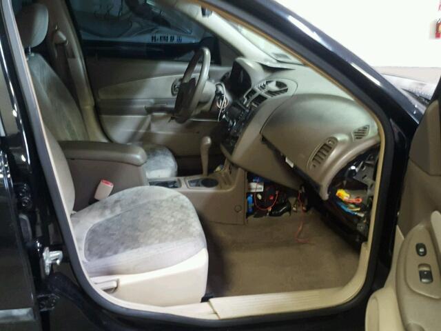 1G1ZS52825F285346 - 2005 CHEVROLET MALIBU BLACK photo 5