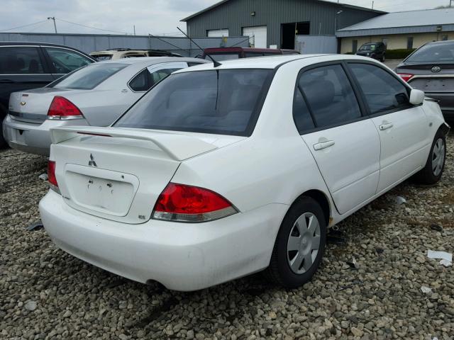 JA3AJ26E85U037151 - 2005 MITSUBISHI LANCER ES WHITE photo 4