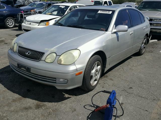 JT8BL69S820009652 - 2002 LEXUS GS 430 SILVER photo 2