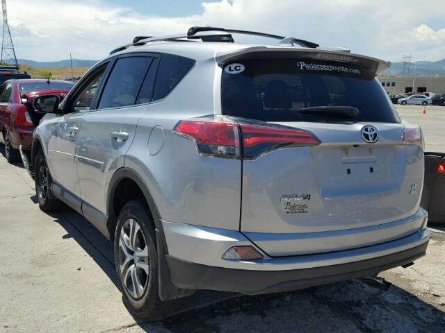 2T3BFREV8HW622658 - 2017 TOYOTA RAV4 SILVER photo 3