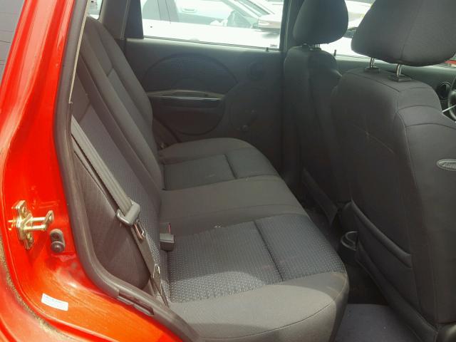KL1TD66666B641089 - 2006 CHEVROLET AVEO BASE Rouge photo 6
