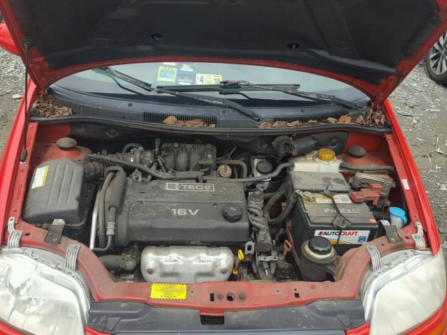 KL1TD66666B641089 - 2006 CHEVROLET AVEO BASE Rouge photo 7