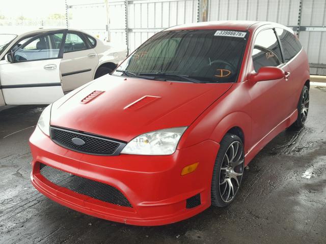 1FAFP31N57W327802 - 2007 FORD FOCUS ZX3 RED photo 2