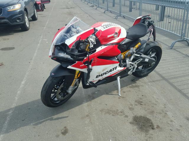 ZDM14B1W9JB007210 - 2018 DUCATI SUPERBIKE RED photo 2