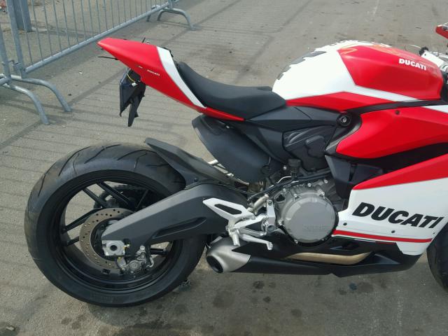 ZDM14B1W9JB007210 - 2018 DUCATI SUPERBIKE RED photo 6