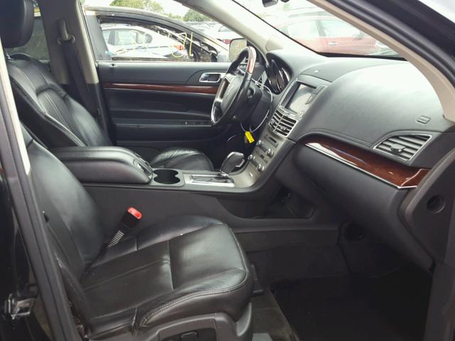 2LMHJ5AT8CBL53305 - 2012 LINCOLN MKT BLACK photo 5