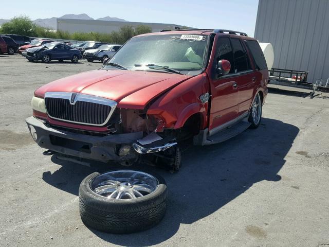5LMFU28R32LJ18034 - 2002 LINCOLN NAVIGATOR Czerwony zdjęcie 2