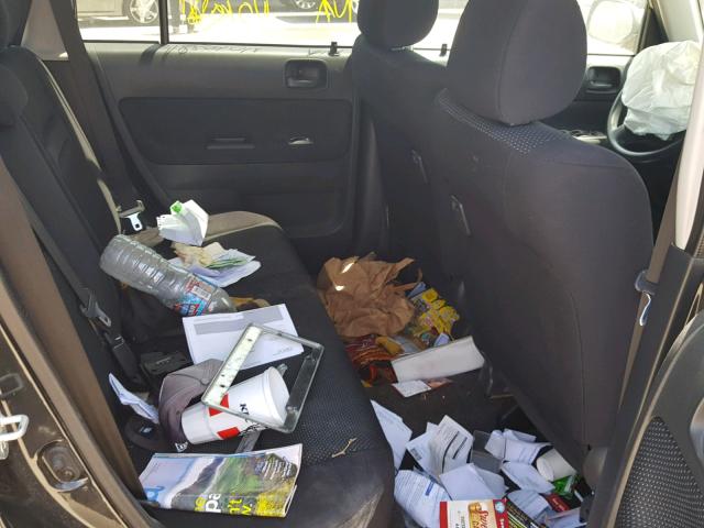 JTLKT334954012247 - 2005 TOYOTA SCION XB შავი ფოტო 6