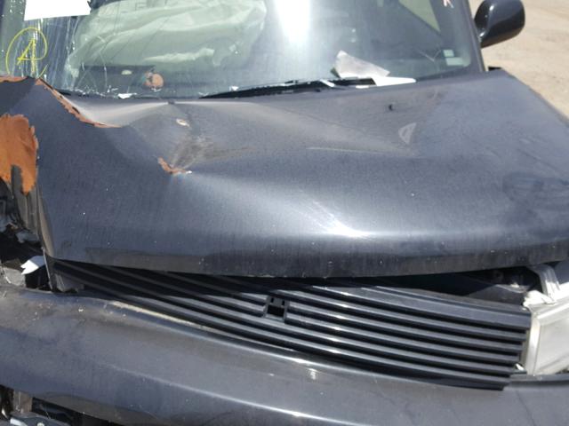 JTLKT334954012247 - 2005 TOYOTA SCION XB შავი ფოტო 7