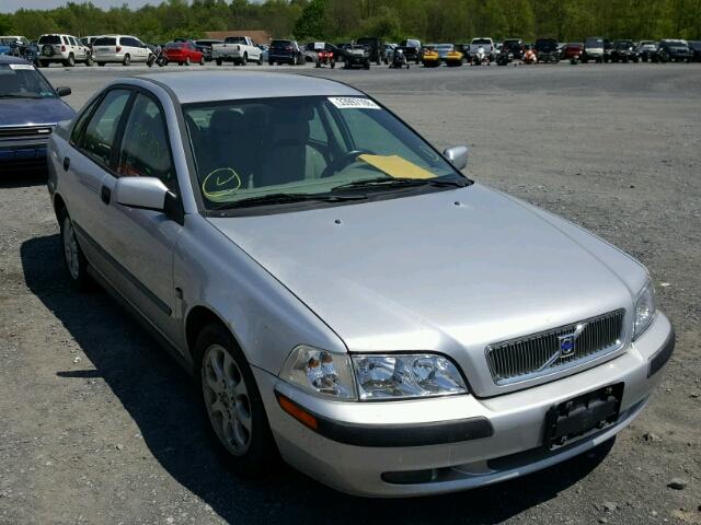 YV1VS29531F664487 - 2001 VOLVO S40 1.9T SILVER photo 1