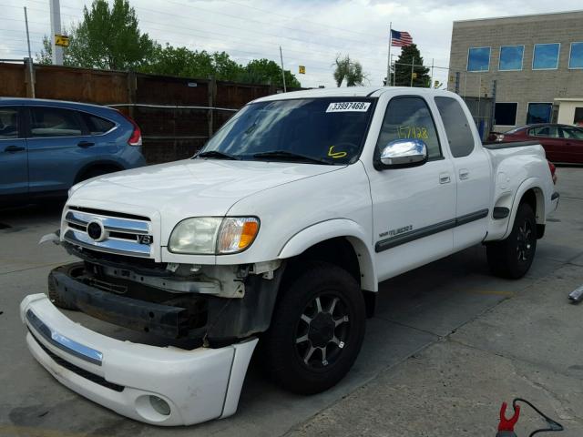 5TBBT441X4S446811 - 2004 TOYOTA TUNDRA ACC WHITE photo 2