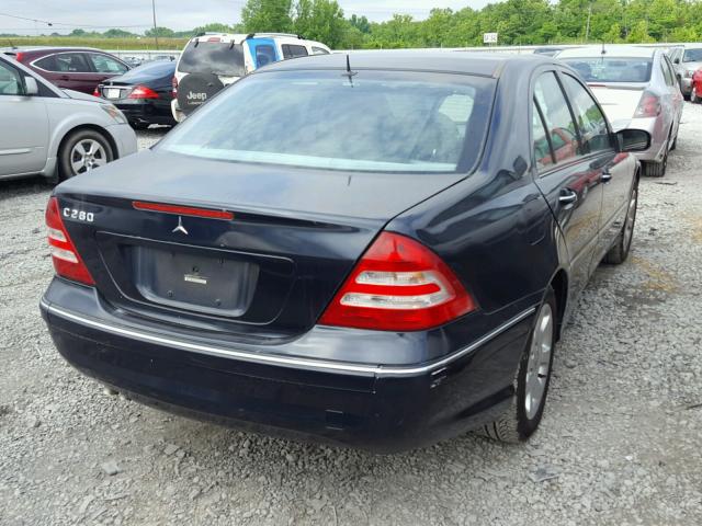 WDBRF54H66A870176 - 2006 MERCEDES-BENZ C GENERATI BLUE photo 4