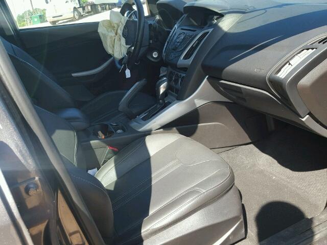 1FADP3F27DL291226 - 2013 FORD FOCUS SE GRAY photo 5