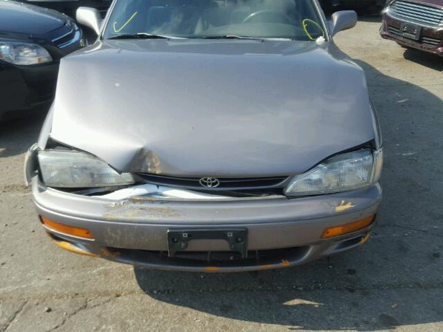 4T1BG12KXTU676053 - 1996 TOYOTA CAMRY DX SILVER photo 7