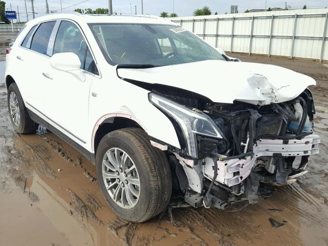 1GYKNBRS9HZ155898 - 2017 CADILLAC XT5 LUXURY WHITE photo 1