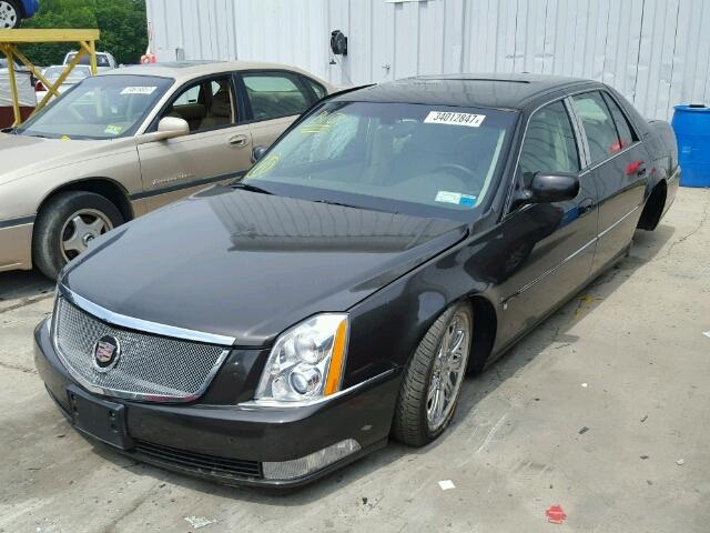 1G6DK67V880159279 - 2008 CADILLAC STS GRAY photo 2