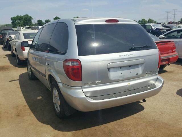 1D4GP45R66B742413 - 2006 DODGE CARAVAN SX SILVER photo 3