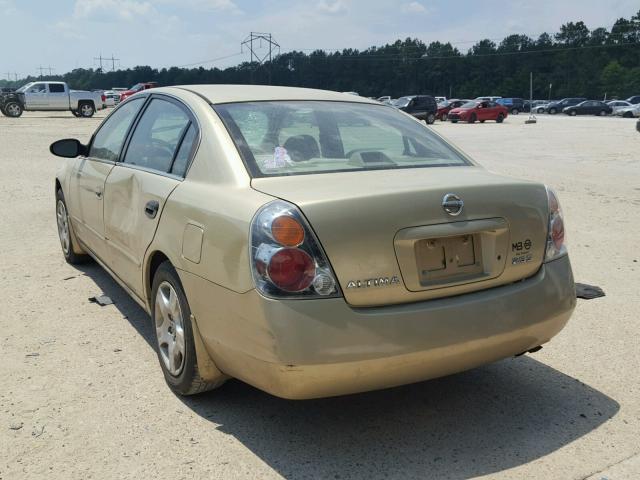 1N4AL11D72C228054 - 2002 NISSAN ALTIMA BAS GOLD photo 3