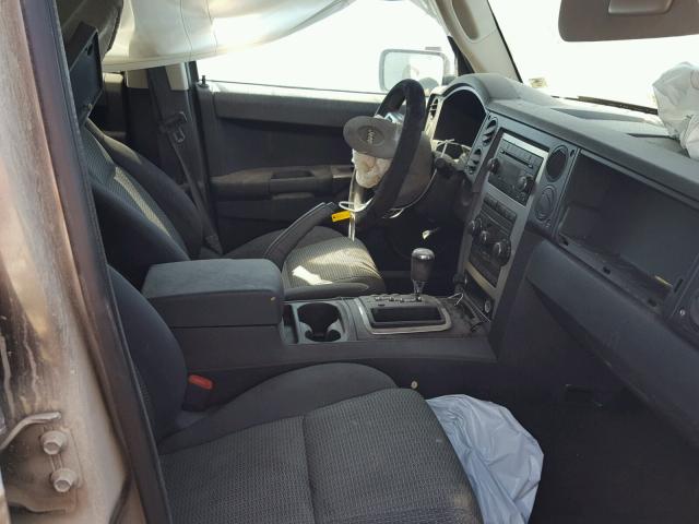 1J8HG48K58C167064 - 2008 JEEP COMMANDER 灰色 照片 5