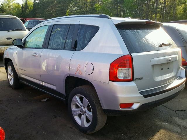 1J4NT1FB9BD264478 - 2011 JEEP COMPASS SP 银色 照片 3