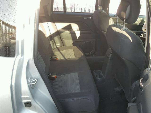 1J4NT1FB9BD264478 - 2011 JEEP COMPASS SP 银色 照片 6