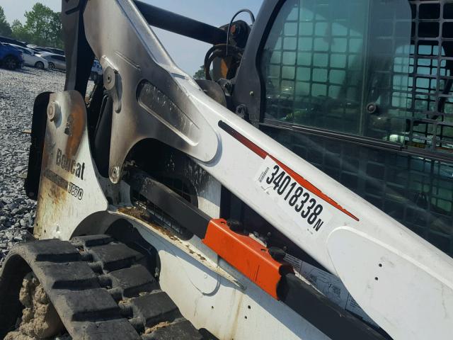 AN8L13398 - 2015 BOBCAT T870 WHITE photo 6