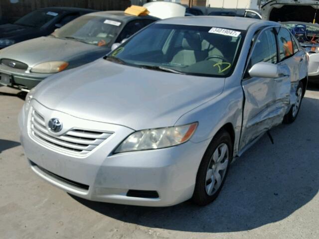 4T1BE46K07U630481 - 2007 TOYOTA CAMRY NEW SILVER photo 2