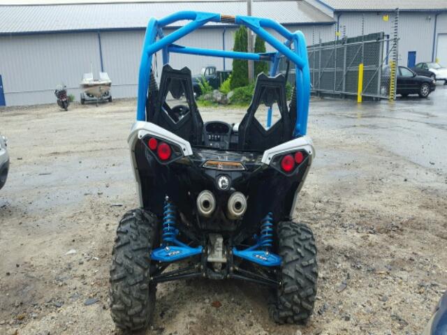 3JBPVAP26HJ000109 - 2017 CAN-AM MAVERICK X GRAY photo 6