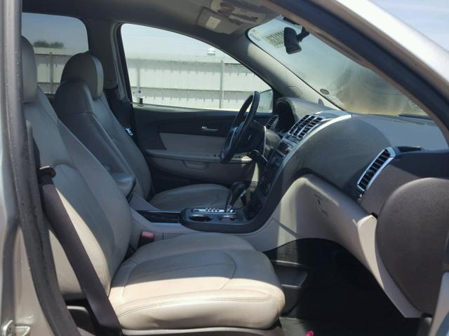 1GKER237X7J165062 - 2007 GMC ACADIA SLT 银色 照片 5