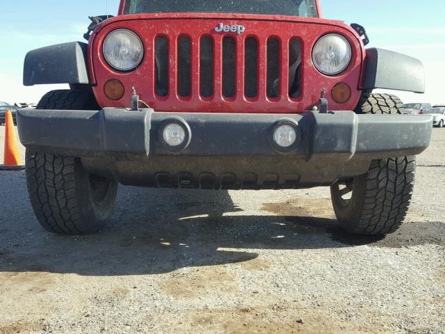 1J4AA2D1XBL601850 - 2011 JEEP WRANGLER S RED photo 9