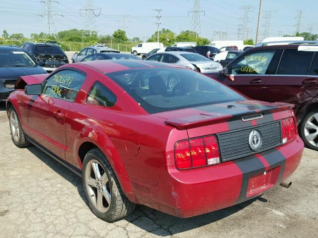 1ZVHT80N685115170 - 2008 FORD MUSTANG RED photo 3