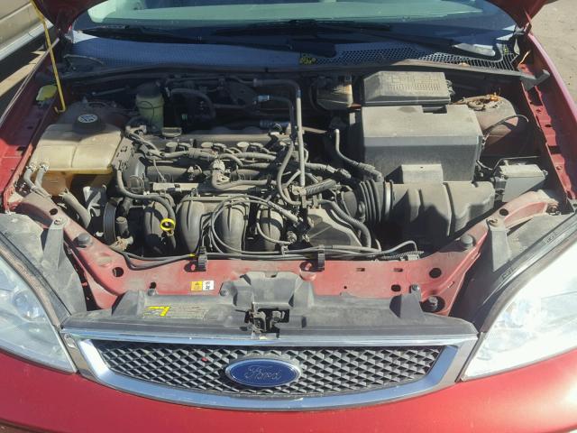 1FAFP36N75W301028 - 2005 FORD FOCUS ZXW RED photo 7