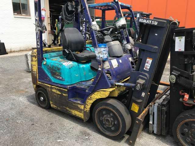 558966A - 2002 KMTS FORKLIFT UNKNOWN - NOT OK FOR INV. photo 7