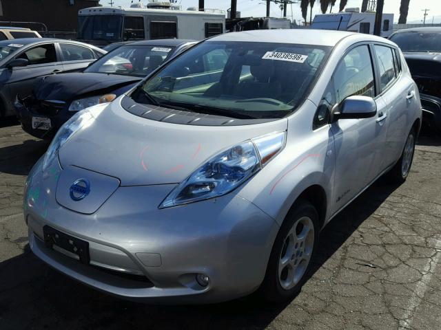 JN1AZ0CP9BT009609 - 2011 NISSAN LEAF SV SILVER photo 2