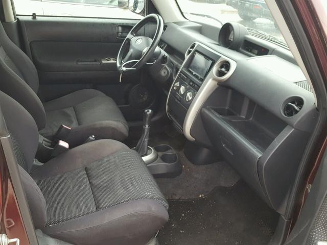 JTLKT334050183539 - 2005 TOYOTA SCION XB PURPLE photo 5