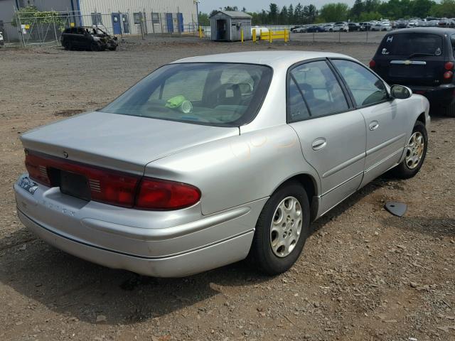 2G4WB52K021163136 - 2002 BUICK REGAL LS 银色 照片 4