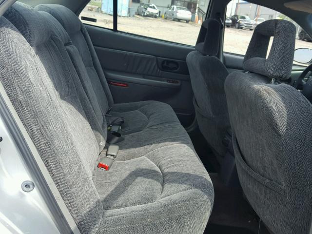 2G4WB52K021163136 - 2002 BUICK REGAL LS 银色 照片 6