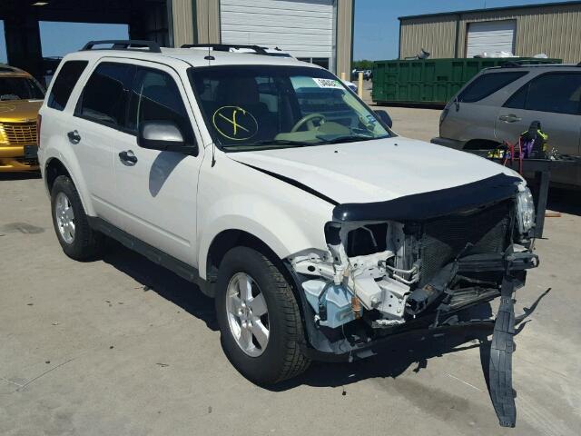 1FMCU0D71BKC04186 - 2011 FORD ESCAPE XLT WHITE photo 1