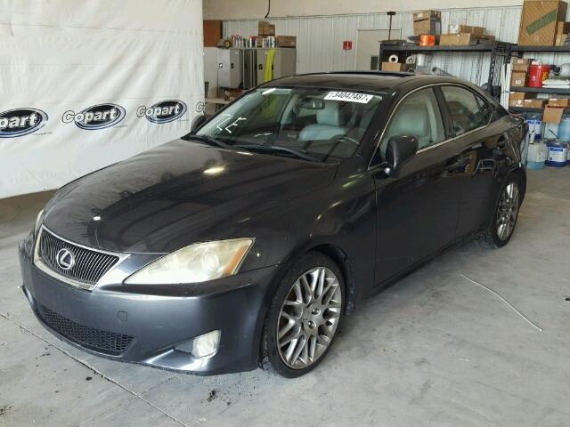 JTHBK262872042663 - 2007 LEXUS IS 250 GRAY photo 2