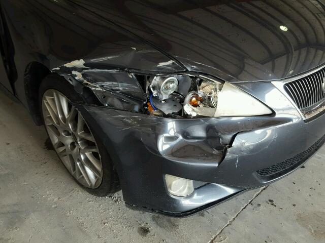 JTHBK262872042663 - 2007 LEXUS IS 250 GRAY photo 9