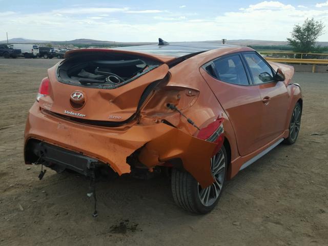 KMHTC6AE0GU275920 - 2016 HYUNDAI VELOSTER T ORANGE photo 4