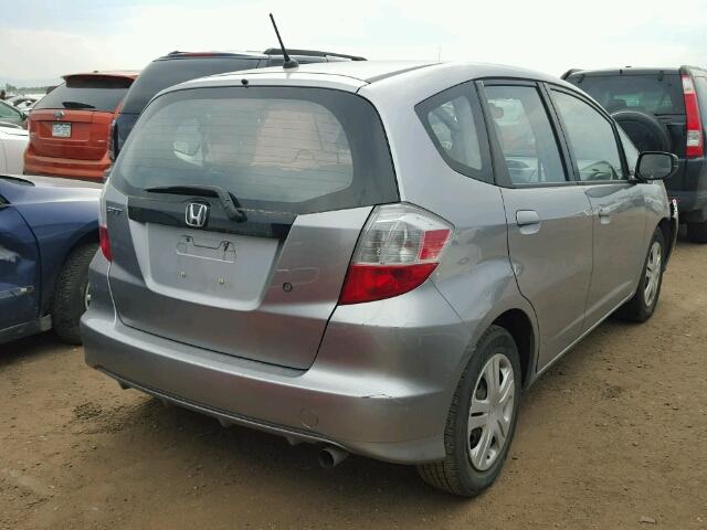 JHMGE8H24AC006337 - 2010 HONDA FIT SILVER photo 4