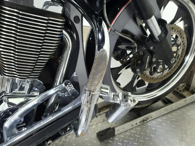 5VPYW36N9G3053196 - 2016 VICTORY MOTORCYCLES MAGNUM TWO TONE photo 15