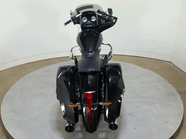 5VPYW36N9G3053196 - 2016 VICTORY MOTORCYCLES MAGNUM TWO TONE photo 9