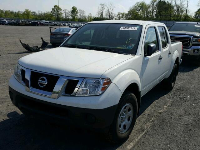 1N6AD0EV1GN768996 - 2016 NISSAN FRONTIER S WHITE photo 2