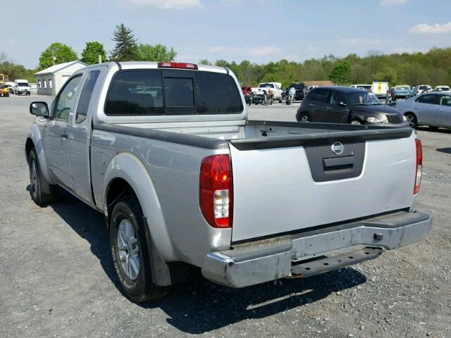 1N6AD0CW7FN727864 - 2015 NISSAN FRONTIER S SILVER photo 3