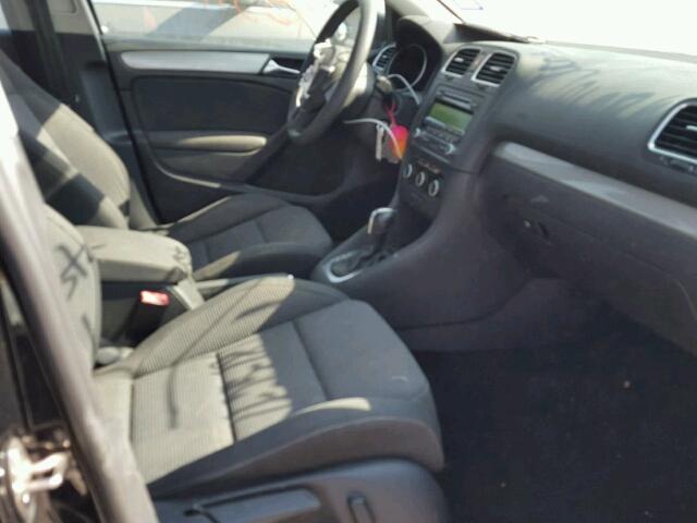 WVWDB7AJ8DW127318 - 2013 VOLKSWAGEN GOLF BLACK photo 5